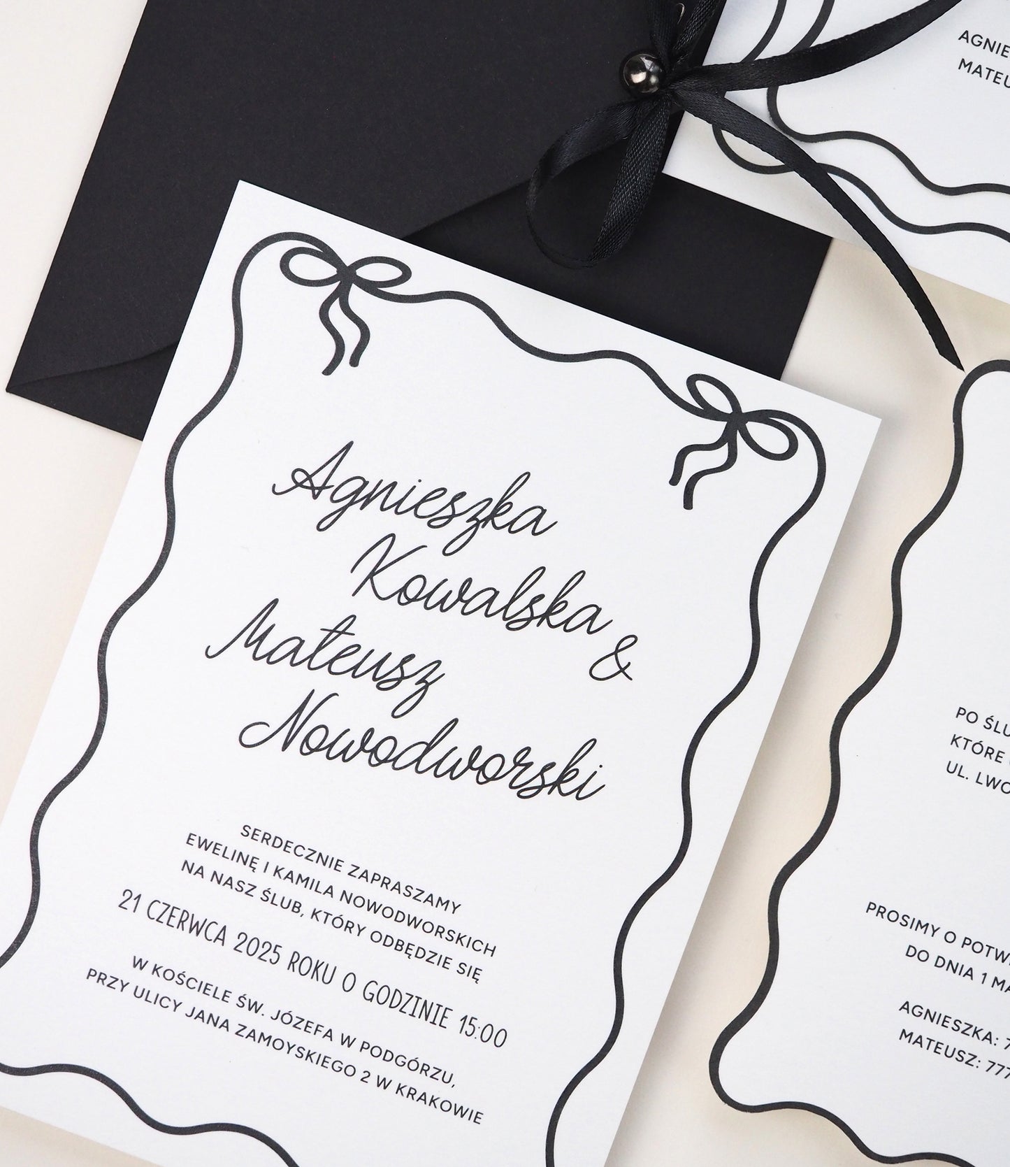 Nowoczesne zaproszenie ślubne w odcieniach różu i czerwieni